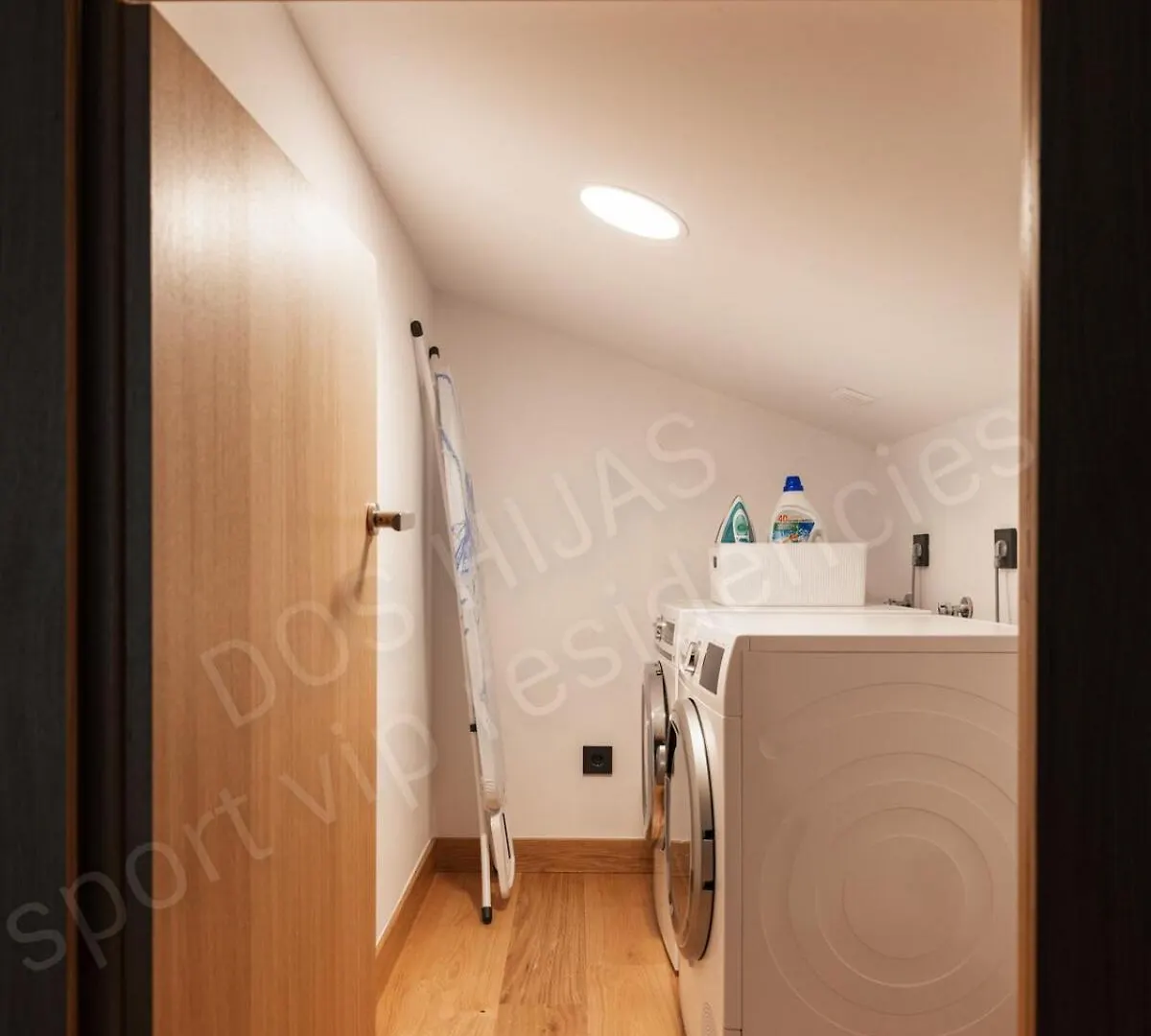 Penthouse 2 Hijas 4-Br Apartment El Tarter